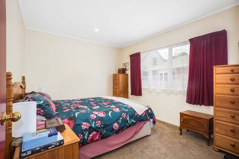 Photo of property in 2c James Street, Plimmerton, Porirua, 5026
