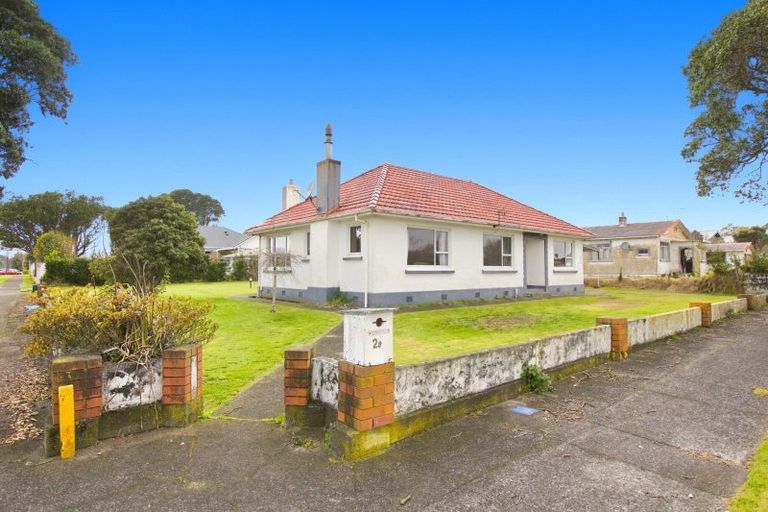 Photo of property in 28 Seymour Street, Waitara, 4320
