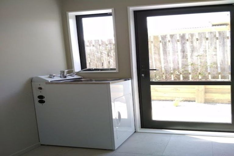 Photo of property in 37 Rothwell Street, Titahi Bay, Porirua, 5022