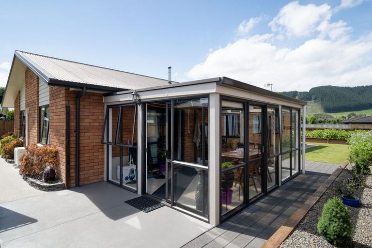 Photo of property in 10 Mohi Crescent, Ngongotaha, Rotorua, 3010