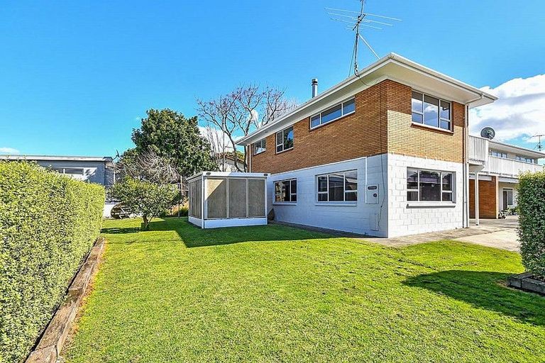 Photo of property in 1/19 Snell Avenue, Papakura, 2110