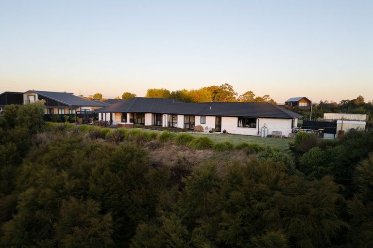 Photo of property in 8c East Ridge Grove, Newstead, Hamilton, 3286