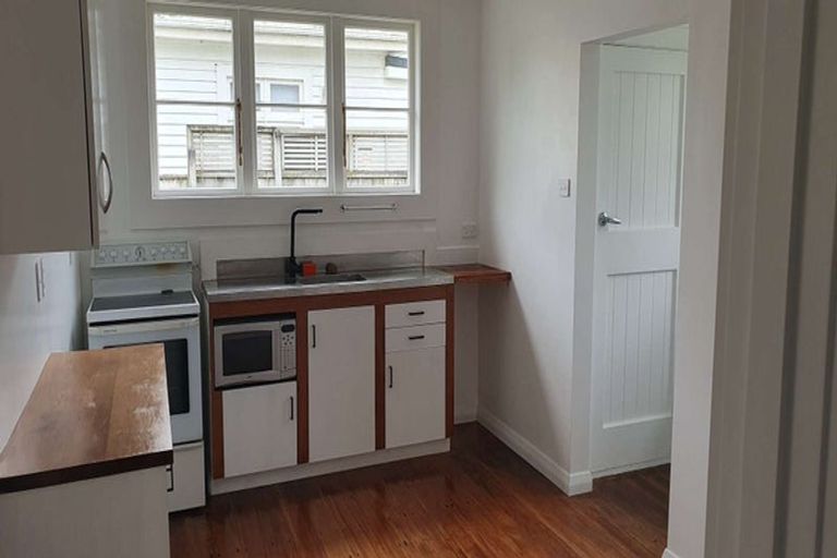 Photo of property in 14 Egmont Street, Kaponga, Hawera, 4679