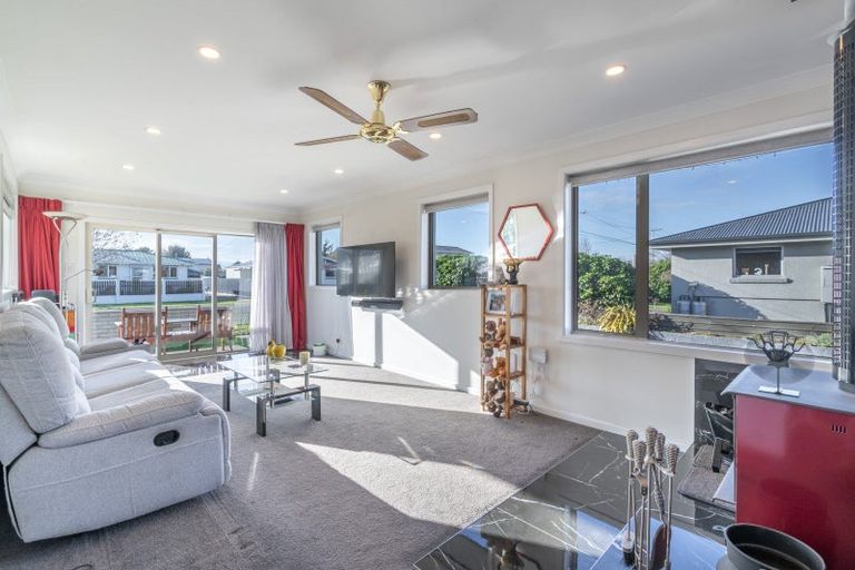 Photo of property in 14 Ballantrae Street, Wallacetown, 9816