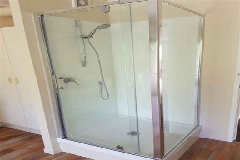 Photo of property in 39 Murphys Road, Totara Park, Auckland, 2019