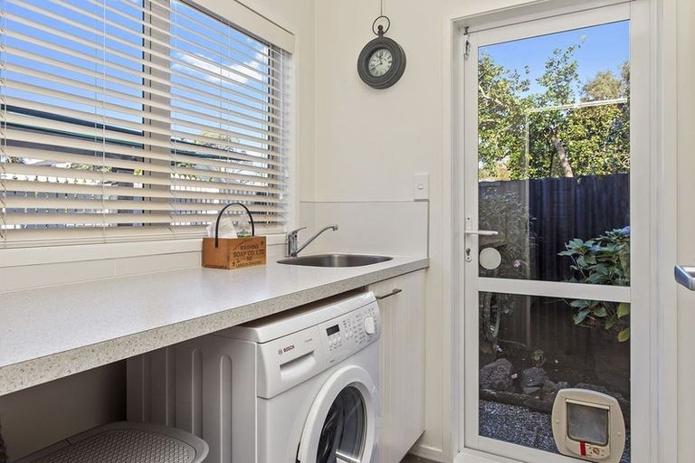 Photo of property in 16a Riverlea Avenue, Pakuranga, Auckland, 2010