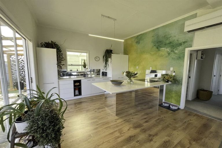 Photo of property in 4 Richard Street, Winchester, 7985