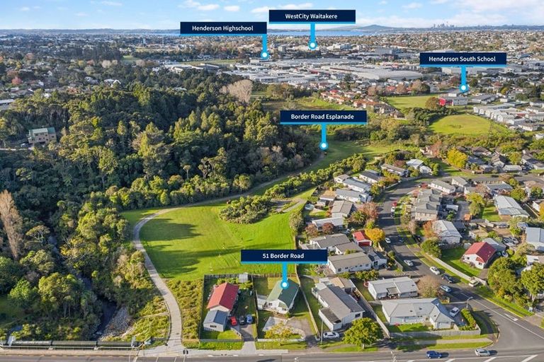 Photo of property in 51 Border Road, Henderson, Auckland, 0612