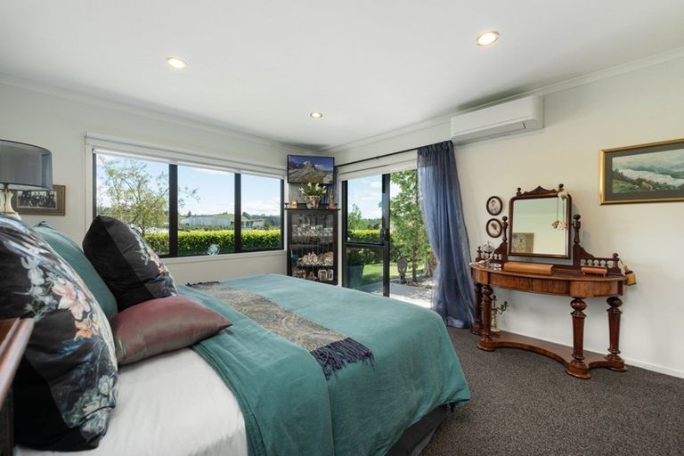 Photo of property in 9 Ellesmere Close, Pyes Pa, Tauranga, 3112