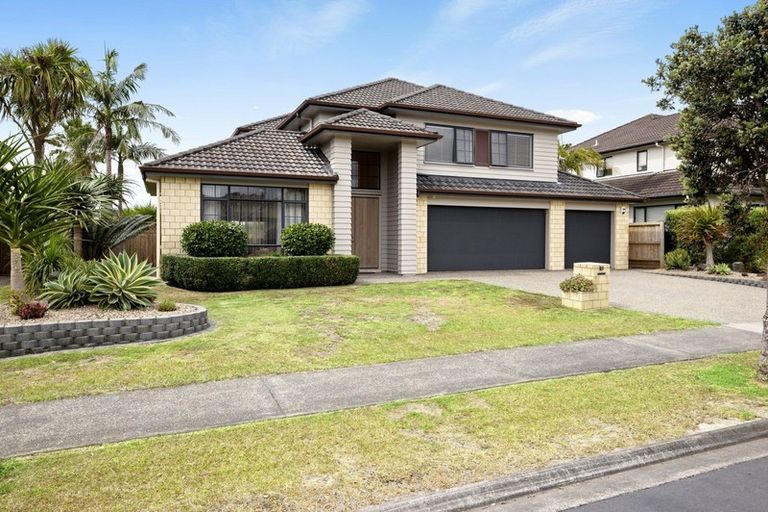 Photo of property in 21 Pine Harbour Parade, Beachlands, Auckland, 2018
