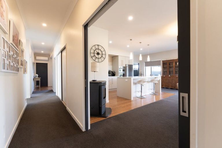 Photo of property in 8 Silver Springs Boulevard, Mosgiel, 9024