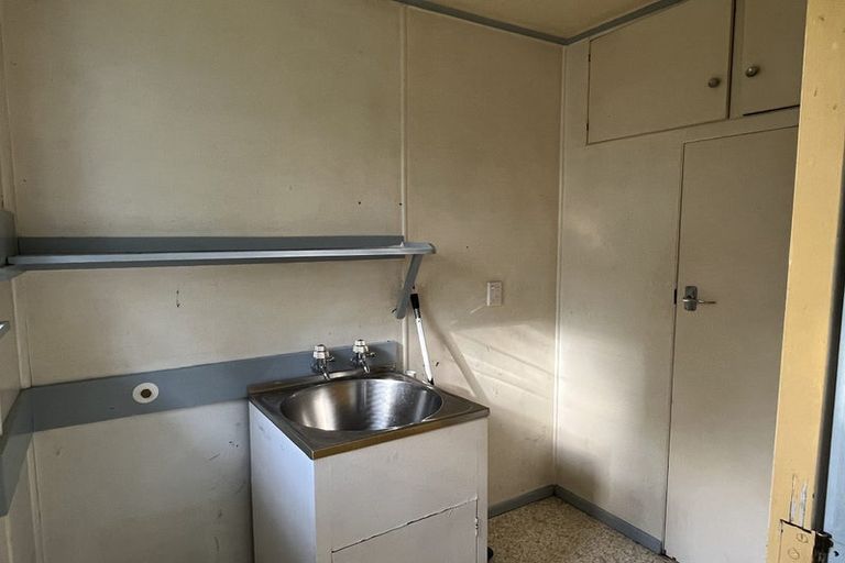 Photo of property in 38 Long Melford Road, Awapuni, Palmerston North, 4412