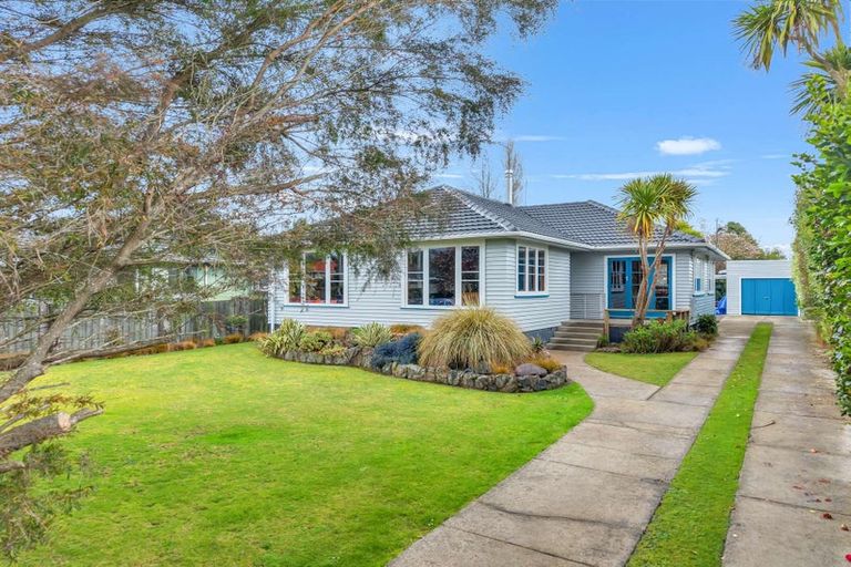Photo of property in 2 Davidson Street, Glenholme, Rotorua, 3010