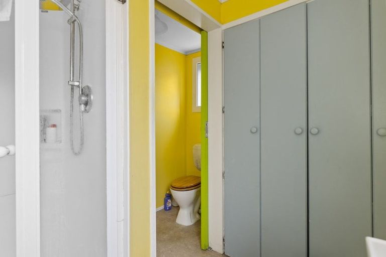 Photo of property in 4 Brockville Road, Glenross, Dunedin, 9011