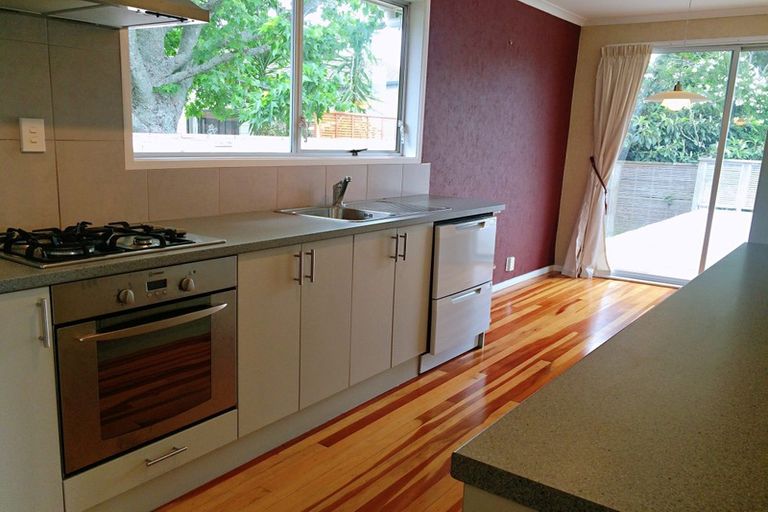 Photo of property in 149 Beach Haven Road, Beach Haven, Auckland, 0626