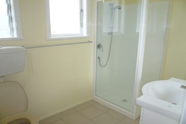 Photo of property in 45a Rangeview Road, Sunnyvale, Auckland, 0612