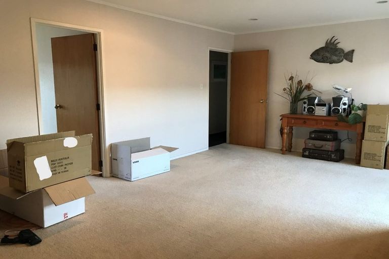 Photo of property in 27 Summermist Drive, Northpark, Auckland, 2013