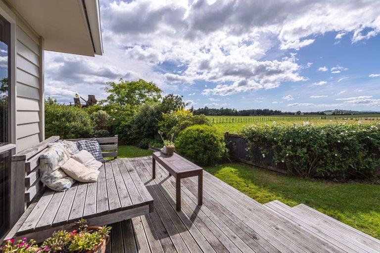 Photo of property in 345 Waihakeke Road, Waihakeke, Carterton, 5792