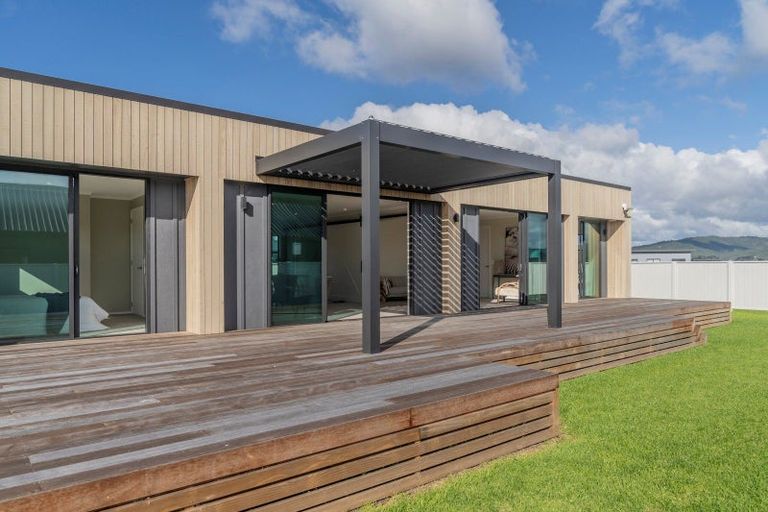 Photo of property in 305 Matarangi Drive, Matarangi, Whitianga, 3592