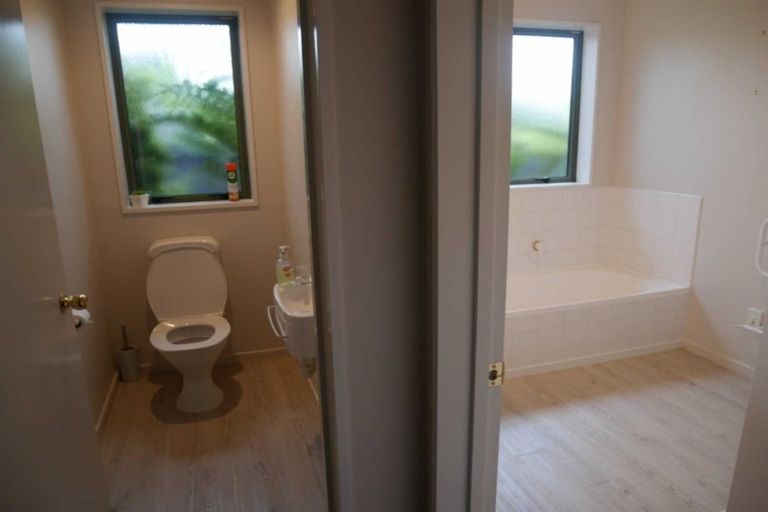 Photo of property in 139 Kotuku Crescent, Woolston, Christchurch, 8023