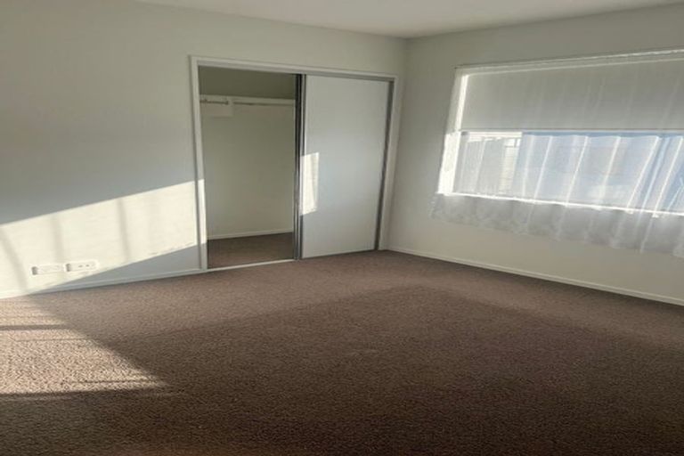 Photo of property in 10 Paterae Lane, Flat Bush, Auckland, 2019