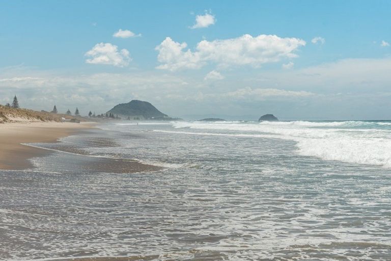 Photo of property in 4b Sunbrae Grove, Mount Maunganui, 3116