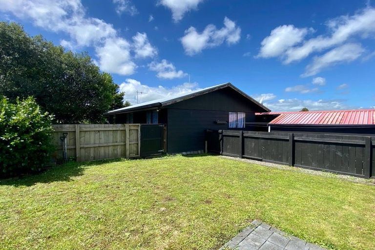 Photo of property in 12 Pirinoa Street, Feilding, 4702