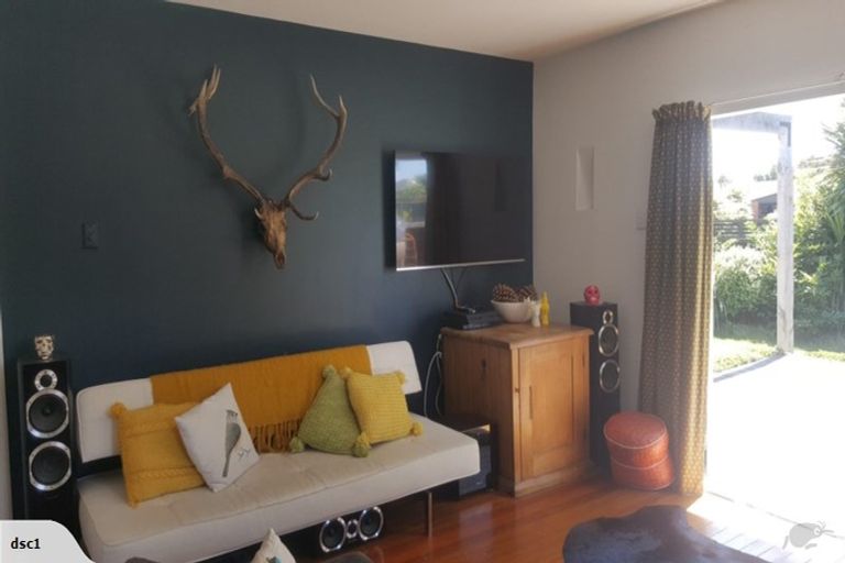 Photo of property in 86 Winters Road, Redwood, Christchurch, 8051