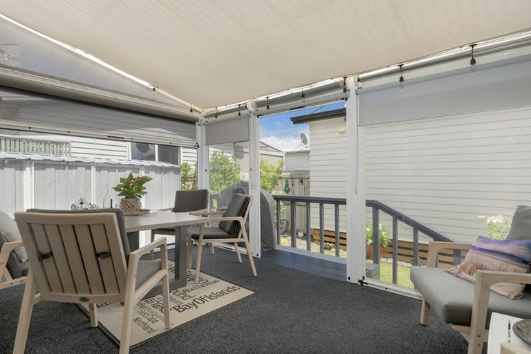 Photo of property in 11 Kamahi Crescent, Papamoa Beach, Papamoa, 3118