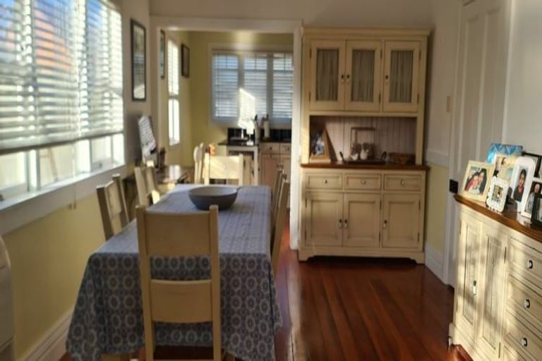Photo of property in 64b Tramway Road, Beach Haven, Auckland, 0626
