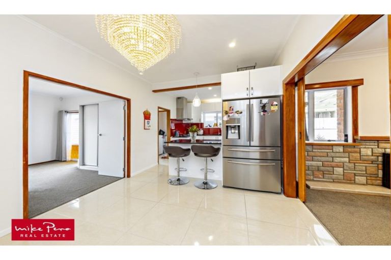 Photo of property in 1/11 Maunu Road, Papatoetoe, Auckland, 2025