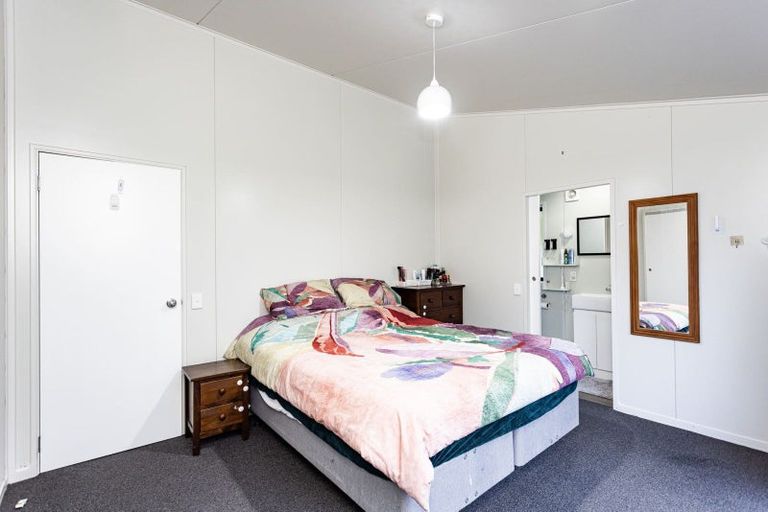 Photo of property in 79 Glen Road, The Glen, Dunedin, 9011