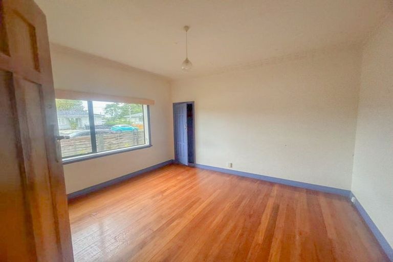 Photo of property in 37 Rosella Road, Mangere East, Auckland, 2024