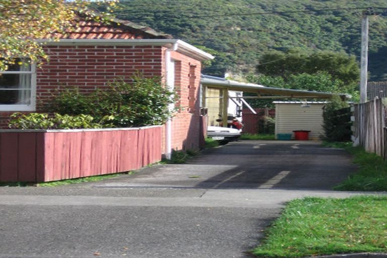 Photo of property in 1/1277 High Street, Taita, Lower Hutt, 5011