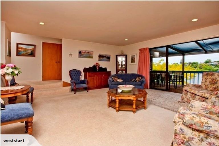 Photo of property in 31 Kenmure Avenue, Forrest Hill, Auckland, 0620