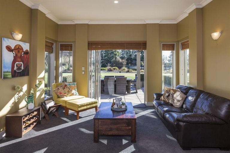 Photo of property in 180 Flaxton Road, Rangiora, 7691