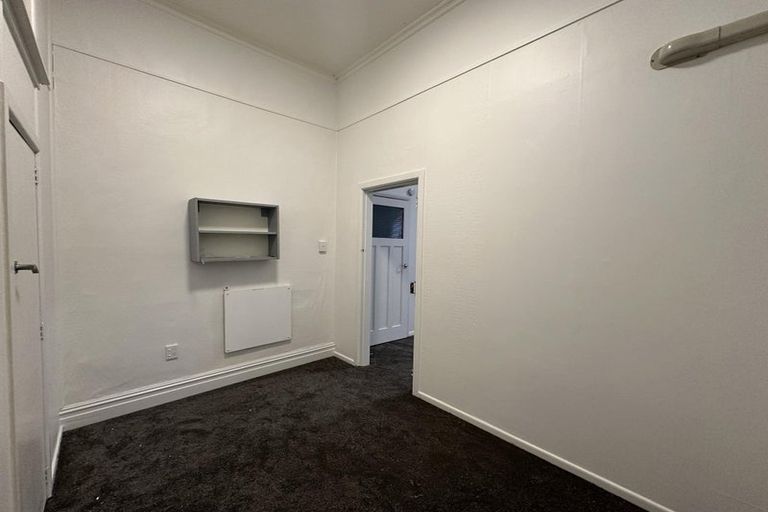 Photo of property in 22 Lawrence Street, Newtown, Wellington, 6021