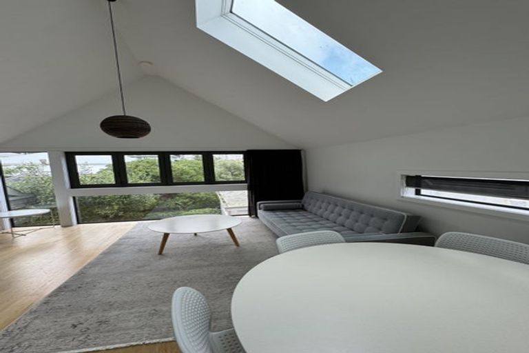 Photo of property in 3/83 Austin Street, Mount Victoria, Wellington, 6011