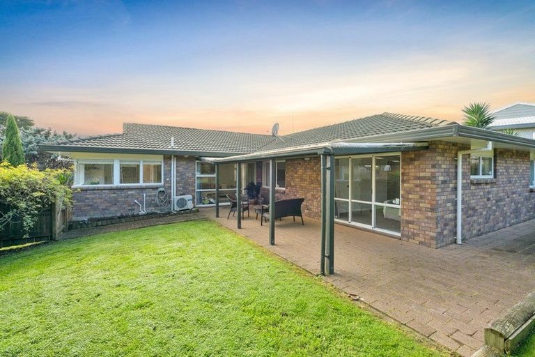 Photo of property in 13 Kuripaka Crescent, The Gardens, Auckland, 2105