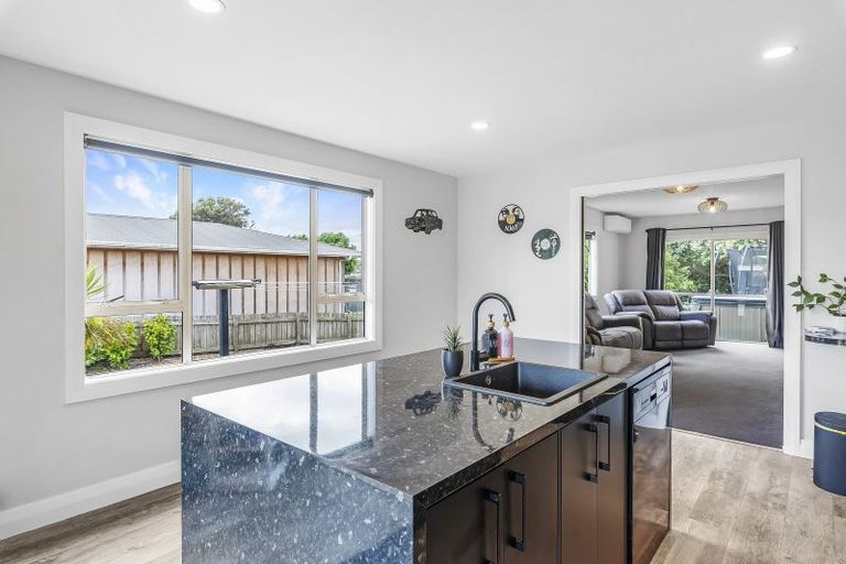 Photo of property in 13 Gawler Street, Te Horo Beach, Otaki, 5581