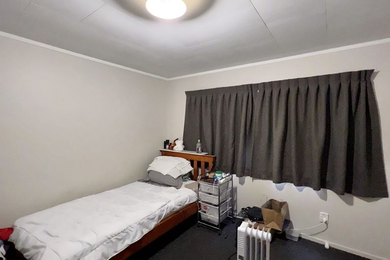 Photo of property in 5 Emmadale Lane, Hamilton East, Hamilton, 3216