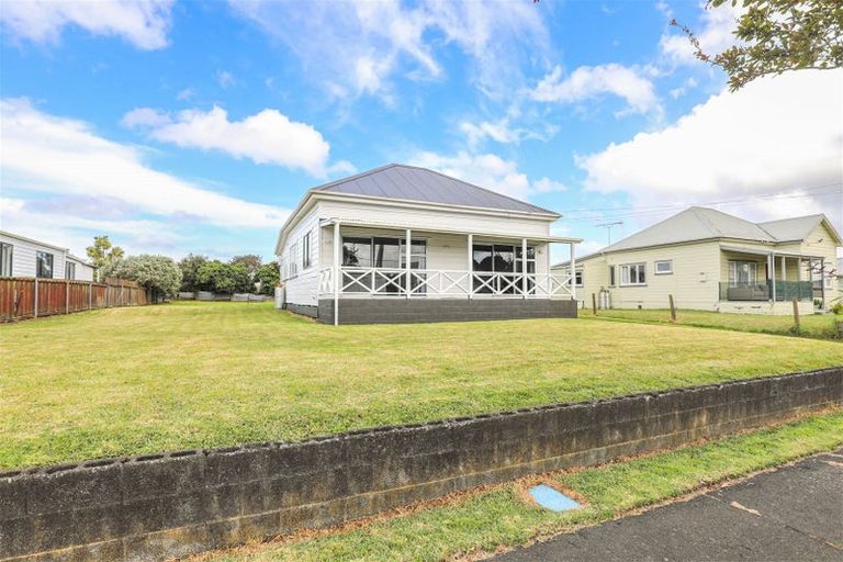 Photo of property in 142 Hakanoa Street, Huntly, 3700