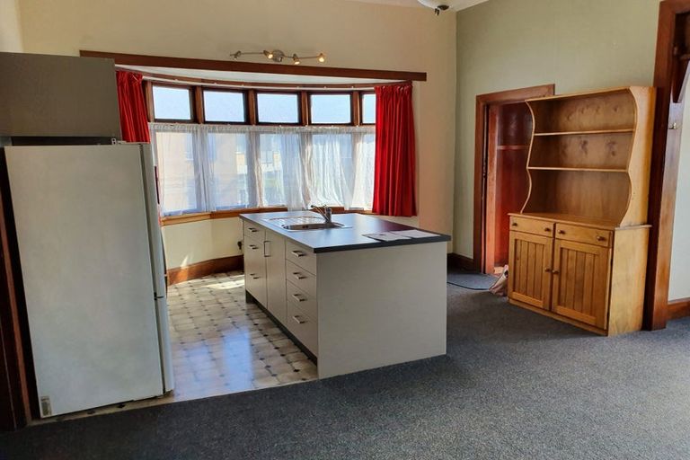 Photo of property in 71 Nairn Street, Mount Cook, Wellington, 6011