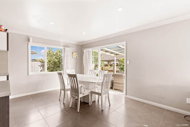 Photo of property in 416 West Coast Road, Glen Eden, Auckland, 0602