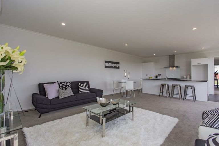 Photo of property in 18 Sholto Duncan Crescent, Halswell, Christchurch, 8025