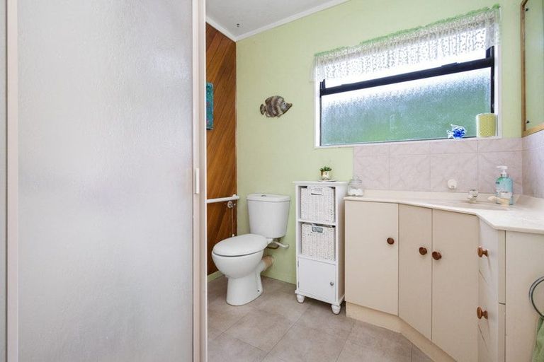 Photo of property in 85a Victoria Avenue, Waiuku, 2123