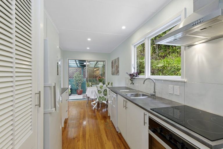 Photo of property in 14 Willcox Grove, Naenae, Lower Hutt, 5011