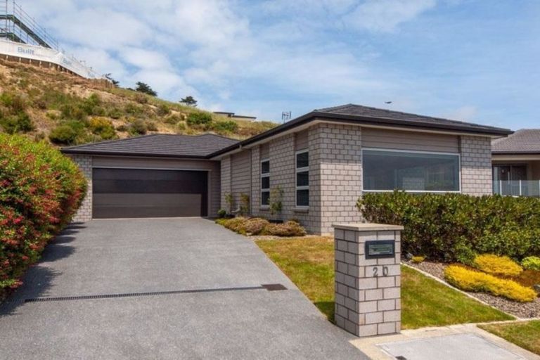 Photo of property in 20 The Fjord, Aotea, Porirua, 5024