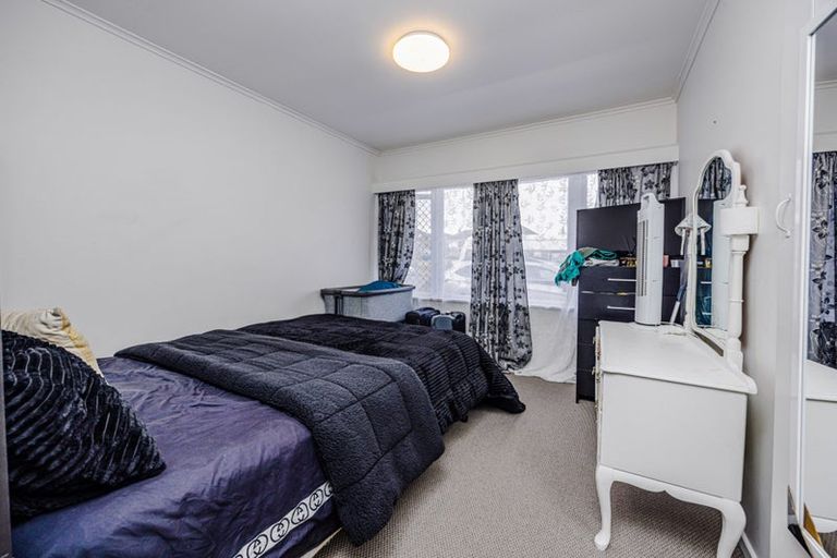 Photo of property in 27 Landon Avenue, Mangere East, Auckland, 2024