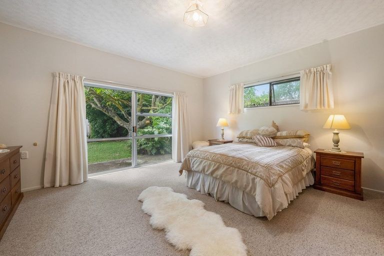 Photo of property in 307 Te Moana Road, Waikanae, 5036